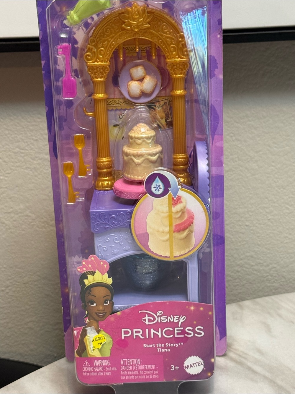 Disney Princess Start the Story Tiana 11" Doll Playset JBF98